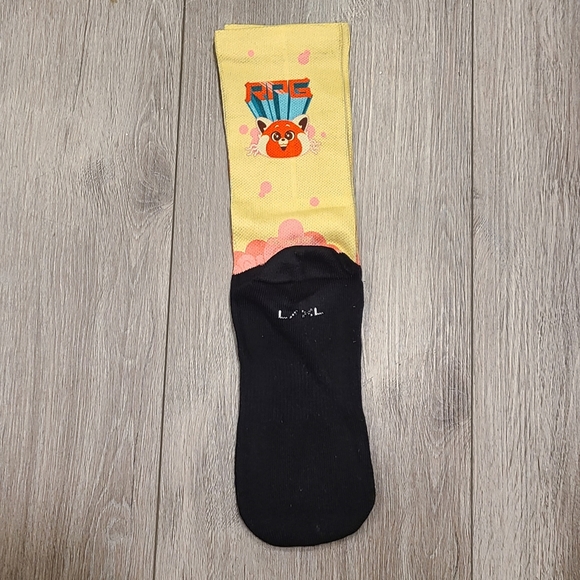 Disney Pixar Turning Red panda long socks - Picture 5 of 7
